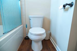 The Modern Rooftop Retreat