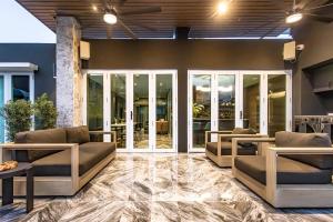 El Savoy - QueenRoom Pool - Resort Vibe Near Beach