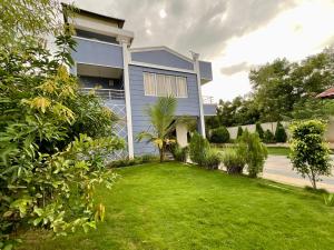 Swiss Villa by Evearea