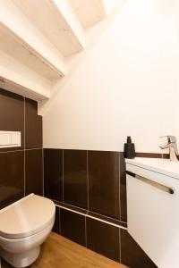 Maisons de vacances L-Ecrin d-Or - Jacuzzi, Cinema, 10 min gare a pied : photos des chambres