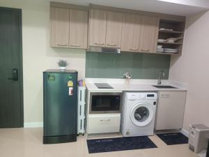 Mayuree-dusit grand condo view