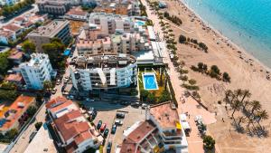 Milenial Marinapark - Apartamento a pie de playa con piscina y parking