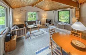 Gorgeous Home In Højby With Wifi