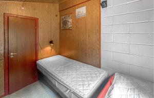 Gorgeous Home In Højby With Wifi