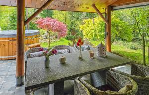 3 Bedroom Amazing Home In Erm