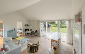 3 Bedroom Lovely Home In Gedser