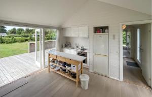 3 Bedroom Lovely Home In Gedser