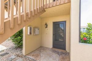 Waterfront Condo - Dock - Near Fishermans Village