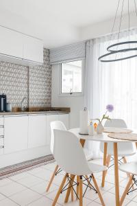 Beautiful oceanfront apartment