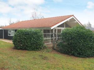 8 person holiday home in Gilleleje-By Traum