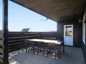 8 person holiday home in Harboøre-By Traum