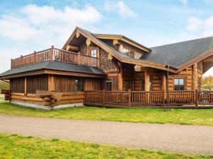 12 person holiday home in Nimtofte-By Traum