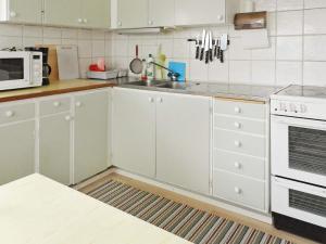 3 person holiday home in LYSEKIL