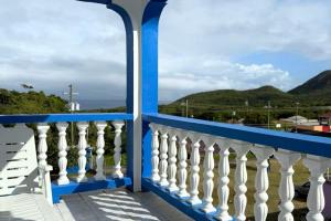 Luxury Ocean View Suite - Private Balcony