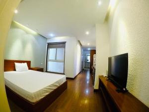 Căn Duplex 2 Ngủ Ban công rộng Hai Bà Trưng