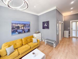 Josefov Riverside Apartment