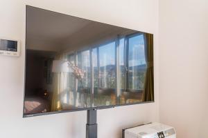 海と山の見える部屋 2BR Canal View