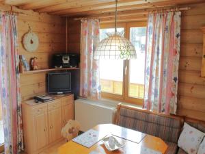 Apartment in Nassfeld near Ski Slopes