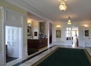 Pałac i Folwark Ńemino