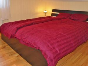 6 person holiday home in MELLERUD-By Traum