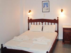 Erato Apartments Andros Greece