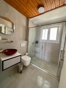 Art Sounion, Seafront Elegance