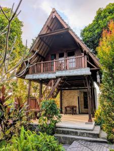 Triangle Cottage, Near 7 waterfall in north Bali