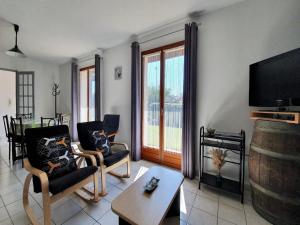 Maisons de vacances Villa in Saint-Genies with Private Pool : photos des chambres