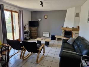 Maisons de vacances Villa in Saint-Genies with Private Pool : photos des chambres