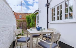 Hope Cottage - Charming 3 bedroom house, Southwold