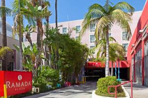 Ramada Plaza by Wyndham West Hollywood Hotel & Suites - Hotel, Los Angeles