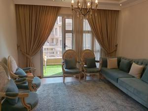 Madinaty B6 fully furnished apartment