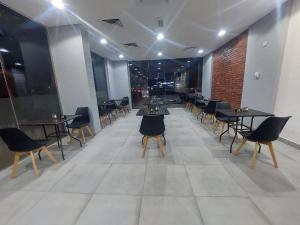 مطعم للبيع في الخالدية موقع مميز