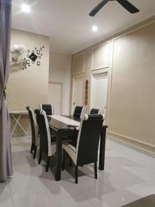 Homestay Azkha