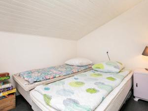 6 person holiday home in Blokhus