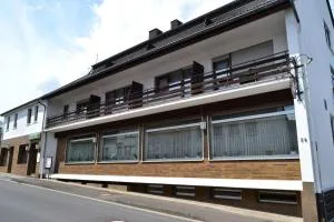 Eifelhof Weina - 尼德根