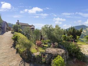 Relaxing Retreat in Le Marche