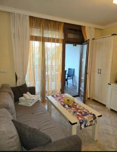 Santa Marina apartaments- Karina 1