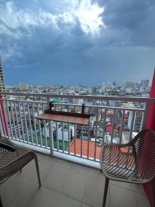 Chino Roces Makati - No Parking - Red Residences