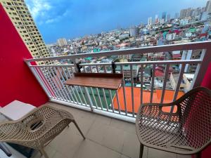 Chino Roces Makati - No Parking - Red Residences