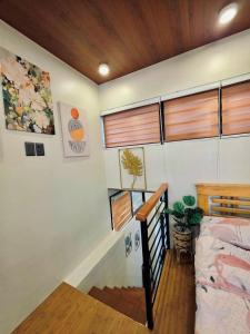 Romantic Chic Cottage with View