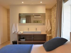 Appartements Classy Apartment in Villeseque-des-Corbieres with Swimming Pool : photos des chambres