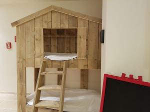 Appartements Classy Apartment in Villeseque-des-Corbieres with Swimming Pool : Appartement 2 Chambres