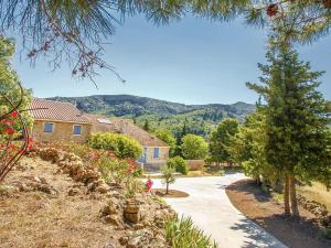 Appartements Classy Apartment in Villeseque-des-Corbieres with Swimming Pool : photos des chambres