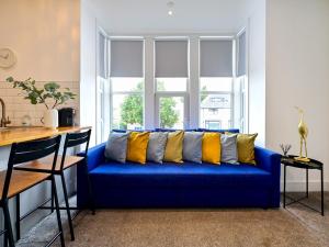 Pass the Keys Pontcanna - Chic 2-Bed Flat wParking