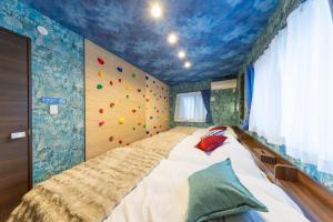 3 minutes from Sangenjaya 90square meters 50square meters rooftop 3LDK Relaxing Tokyo stay with rooftop, jacuzzi projector