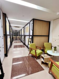 Hanoi Railway Capsule Hostel