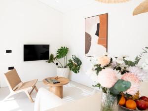 Aquae Villas - Rosa - Luxury Villa - 2bdr with Pool - Kuta Lombok