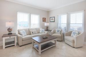 Coles Houses 4159-4 home