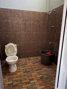 Sumbawa Maluk Homestay Kost tika